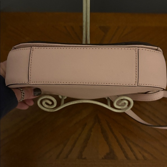 Kate Spade Large Carsen Laurel Way Jeweled Crossbody (EUC) - Picture 3 of 4